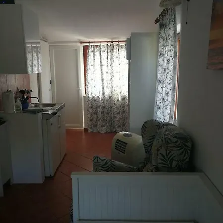 Kartelo Apartment